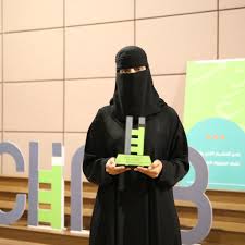 سارة بقنة ويكيبيديا، من هي سارة بقنة