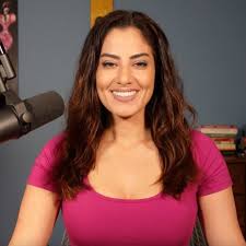 من هي رانيا خالق ويكيبيديا، السيرة الذاتية