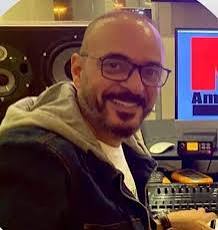 عمرو عبدالعزيز ويكيبيديا، من هو الموزع الموسيقى عمرو عبد العزيز