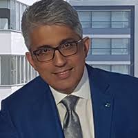 من هو إيهاب العقدي ويكيبيديا، مراسل الجزيرة ايهاب العقدي