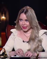 من هي الإعلامية أسماء إبراهيم ويكيبيديا، عمرها زوجها أصلها ثروتها