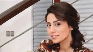 الهام علي ويكيبيديا، السيرة الذاتية