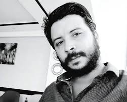 من هو اسامة الخليفي ويكيبيديا