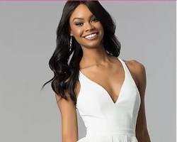 The most popular types of graduation dresses