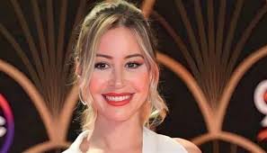 منة شلبي ويكيبيديا، من هي الممثلة منة شلبي، عمرها، زوجها، ديانتها