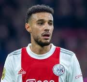 اللاعب نصير مزراوي ويكيبيديا