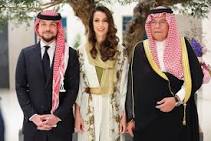 خالد مساعد السيف ويكيبيديا خالد مساعد السيف. من هو خالد مساعد السيف؟ فيصل خالد بن مساعد ال سيف. فيصل خالد السيف. خالد بن مساعد بن عبدالعزيز خالد ال سيف. خالد السيف (رجل الأعمال): والد رجوة ال سيف. والد الأميرة رجوة زوجة ولي العهد الأردني.