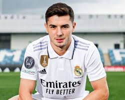 ديانة ابراهيم دياز، ابراهيم دياز أجمل لاعب في العالم، عمره، اصله، جنسيته