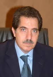 غازي وزني ويكيبيديا، من هو غازي وزني زوج نجاة شرف الدين