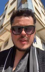 عادل أصيل ويكيبيديا، من هو الفنان عادل اصيل عمره ديانته اصله زوجته