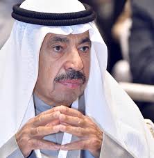 السيرة الذاتية للشاعر عبد العزيز سعود البابطين ويكيبيديا