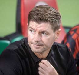 المدرب جيرارد ويكيبيديا، من هو ستيفن جيرارد