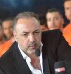 جوناثان هاروش ويكيبيديا